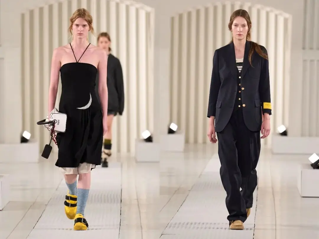 Onitsuka Tiger 2026春夏系列，都市幻想，反差美学的时尚_Onitsuka Tiger 2026春夏系列，都市幻想，反差美学的时尚_