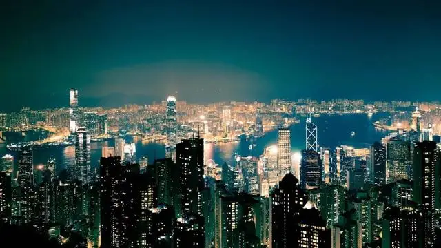 不走过场，年轻人爱上中转式旅行_不走过场，年轻人爱上中转式旅行_