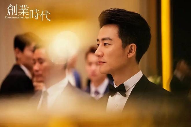 牛马叙事，终结了悬浮感都市？__牛马叙事，终结了悬浮感都市？