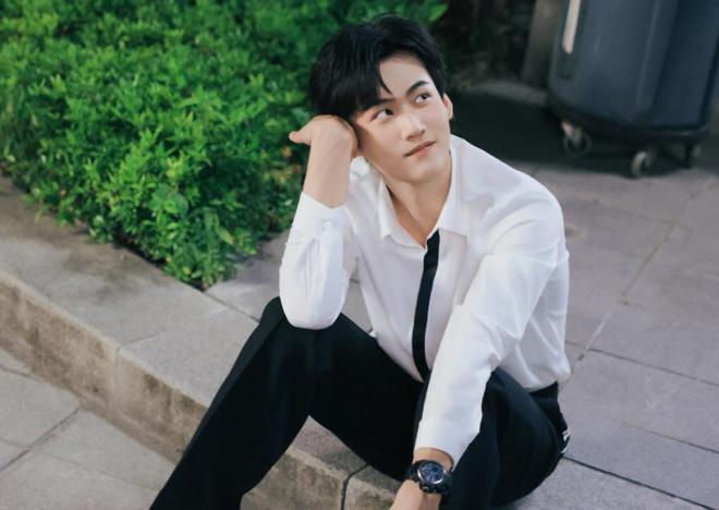 继陈飞宇后，迪丽热巴又要和流量小生合作，这次粉丝却选择支持_继陈飞宇后，迪丽热巴又要和流量小生合作，这次粉丝却选择支持_