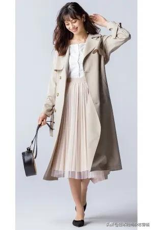 秋天风衣什么颜色好看__秋季风衣搭配