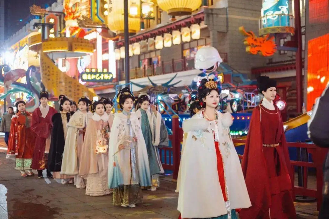 解锁兰山区小众玩法,这条临沂老城CITYWALK路线强烈推荐__解锁兰山区小众玩法,这条临沂老城CITYWALK路线强烈推荐