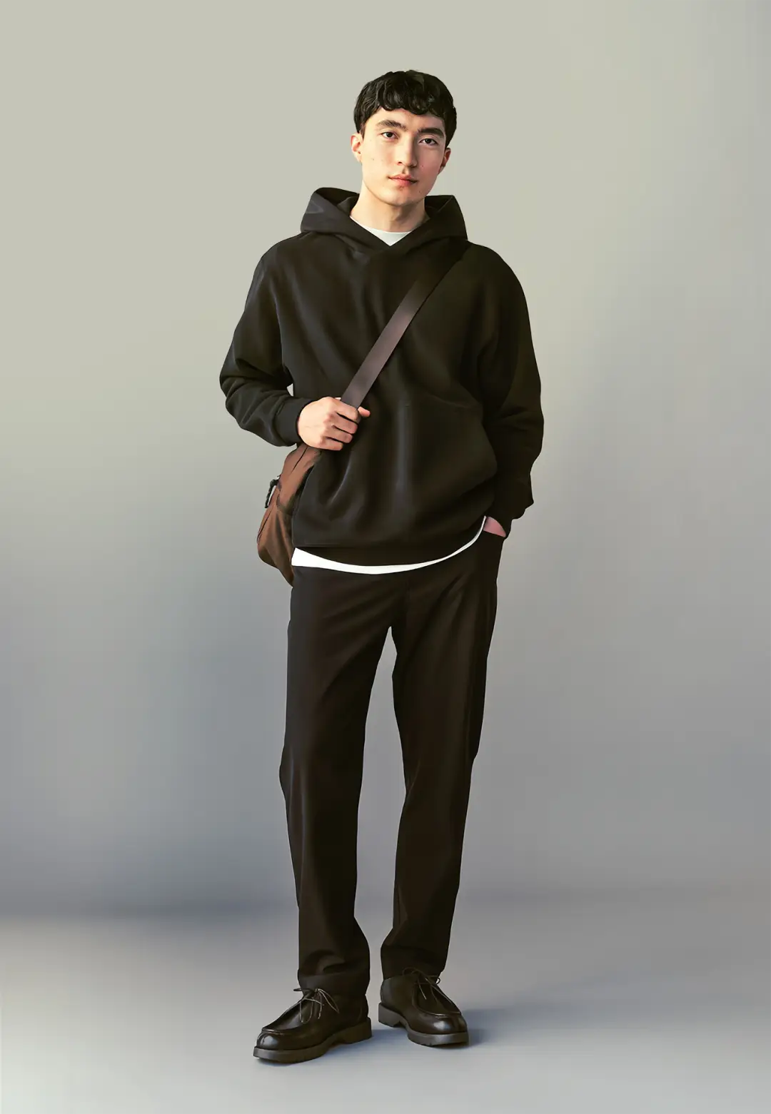 _拉风裤搭配图片_街拍商场丰满白裤肥臀