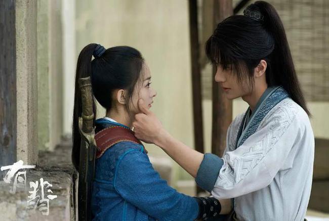 烂到离谱却被粉丝吹上天,这6部剧,真是一部比一部离谱