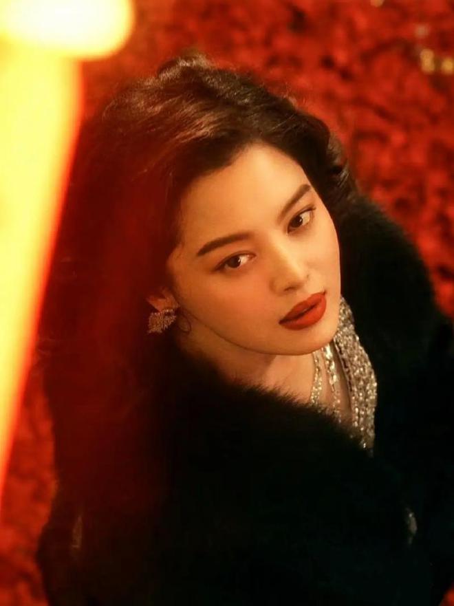 蒙眼美女头像__蒙美女眼睛