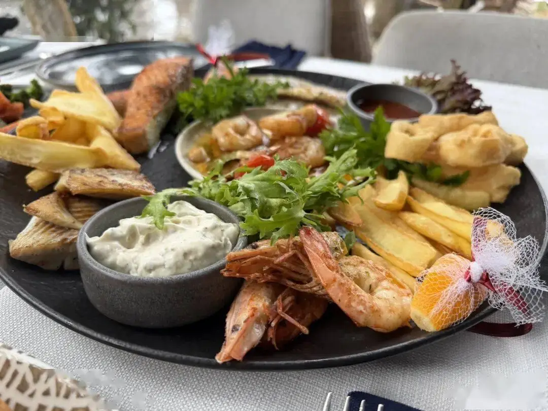 _土耳其地中海最美小镇_土耳其海边小镇