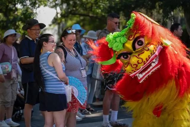 _江天长孙无垢_一款开飞船的游戏