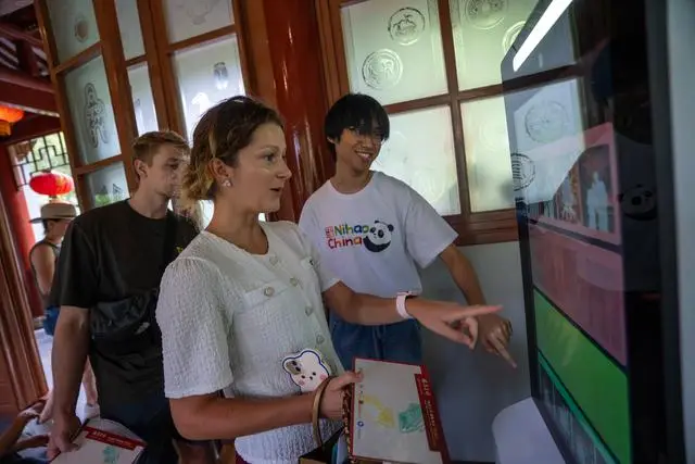 一款开飞船的游戏_江天长孙无垢_