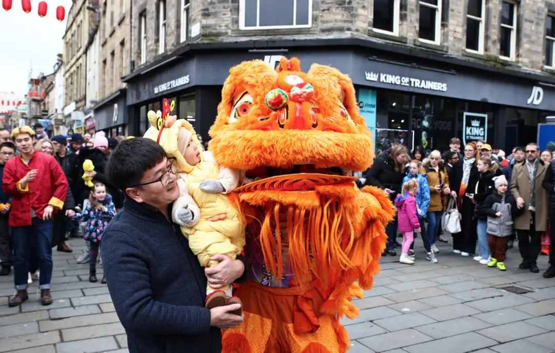 _兰卡斯特连续第五年庆春节 舞龙巡游非遗体验共迎马年新春_兰卡斯特连续第五年庆春节 舞龙巡游非遗体验共迎马年新春