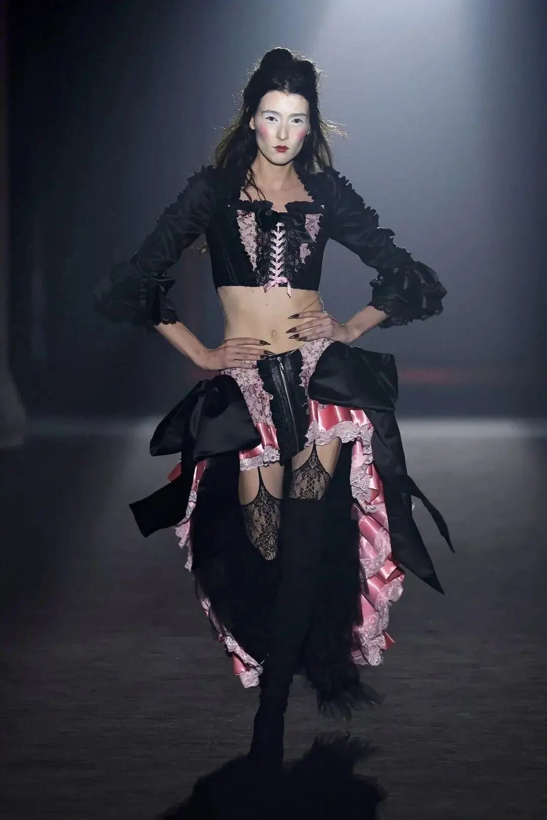 _夸张时装周_夸张的时装