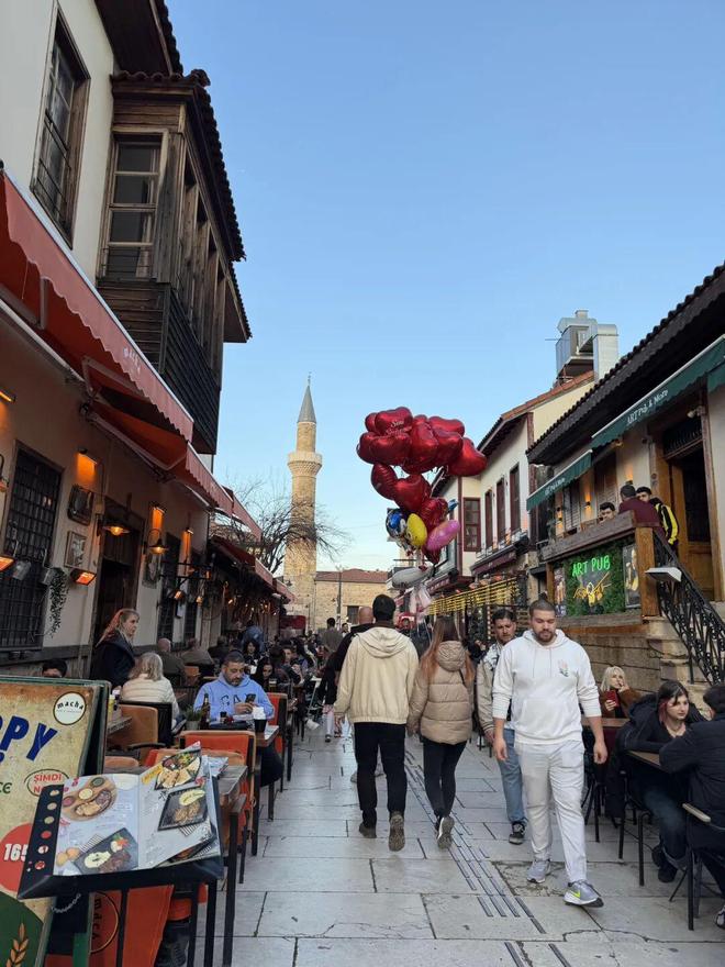 土耳其安塔利亚旅游景点__土耳其安塔利亚酒店