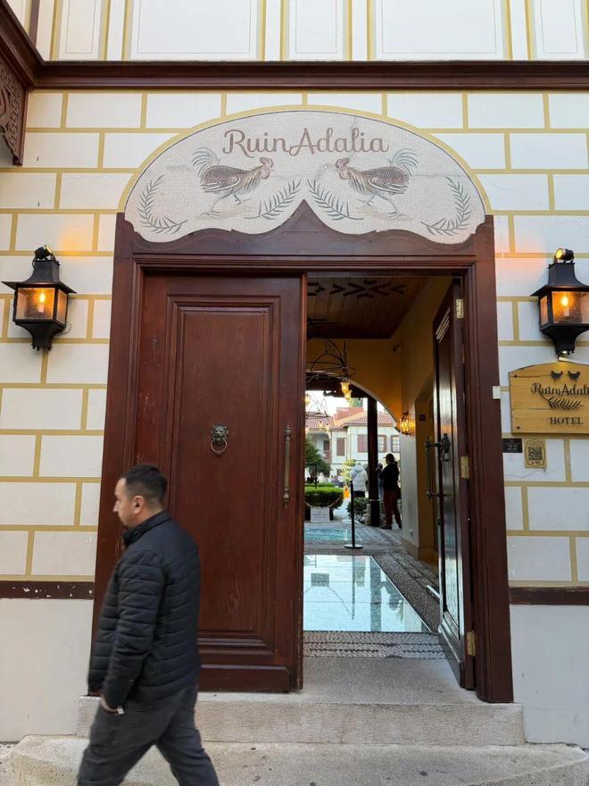 土耳其安塔利亚旅游景点_土耳其安塔利亚酒店_