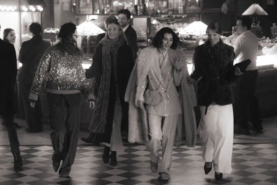 新潮流服饰__新潮时髦