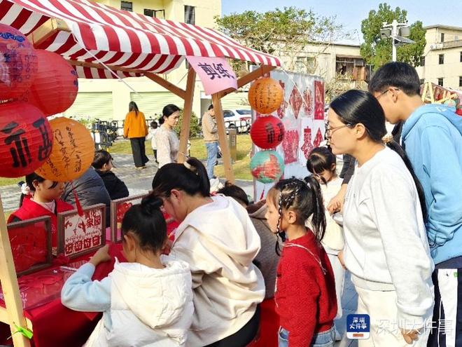 麒麟献瑞对联__麒麟献瑞庆千祥