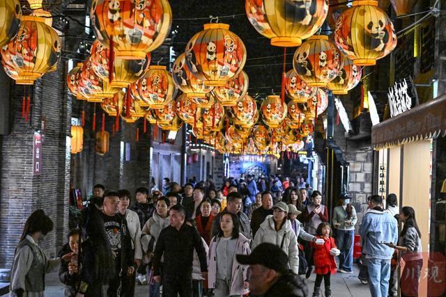 _璀璨宴会厅_璀璨盛礼大闸蟹官网