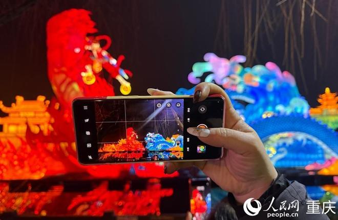 黄埔半套场有哪些__拿枪指着头的动漫图片