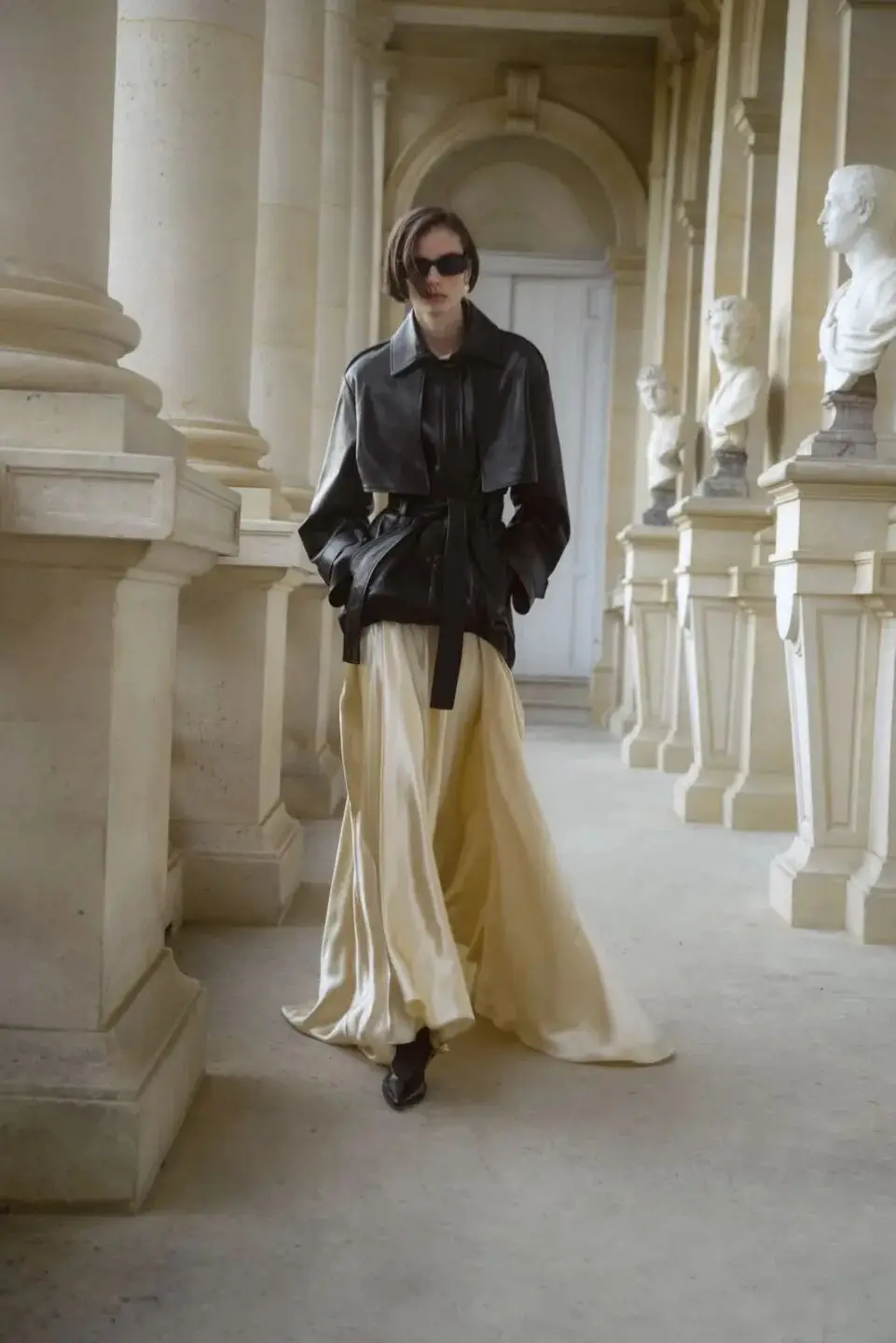 _春天长裙子_春天裙装