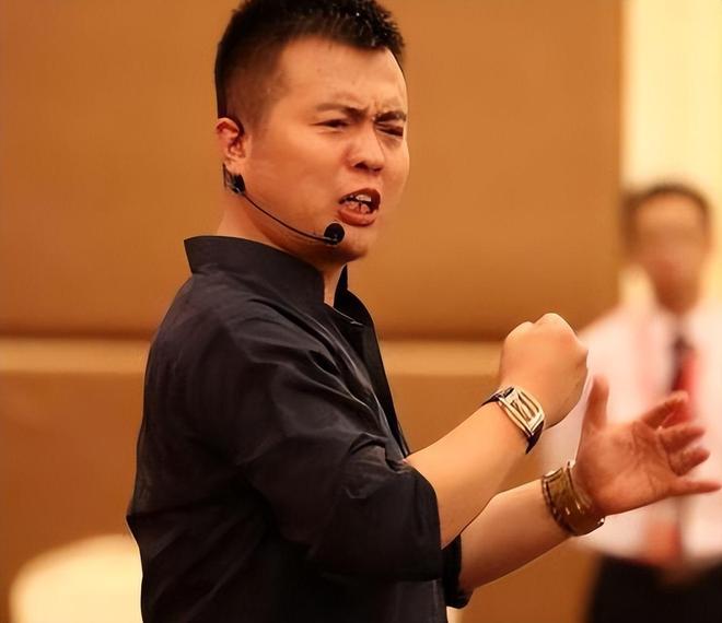 _天天向上网红女神是哪期_网红残疾励志达人