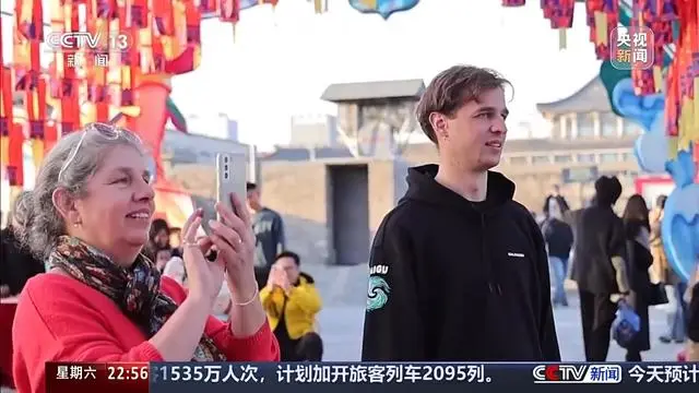 _老外过年_国外过年发朋友圈的说说