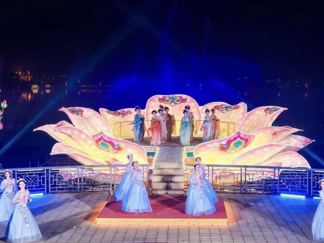 马年新春畅玩!五大景区年味盛宴已就位,速来解锁~_马年新春畅玩!五大景区年味盛宴已就位,速来解锁~_