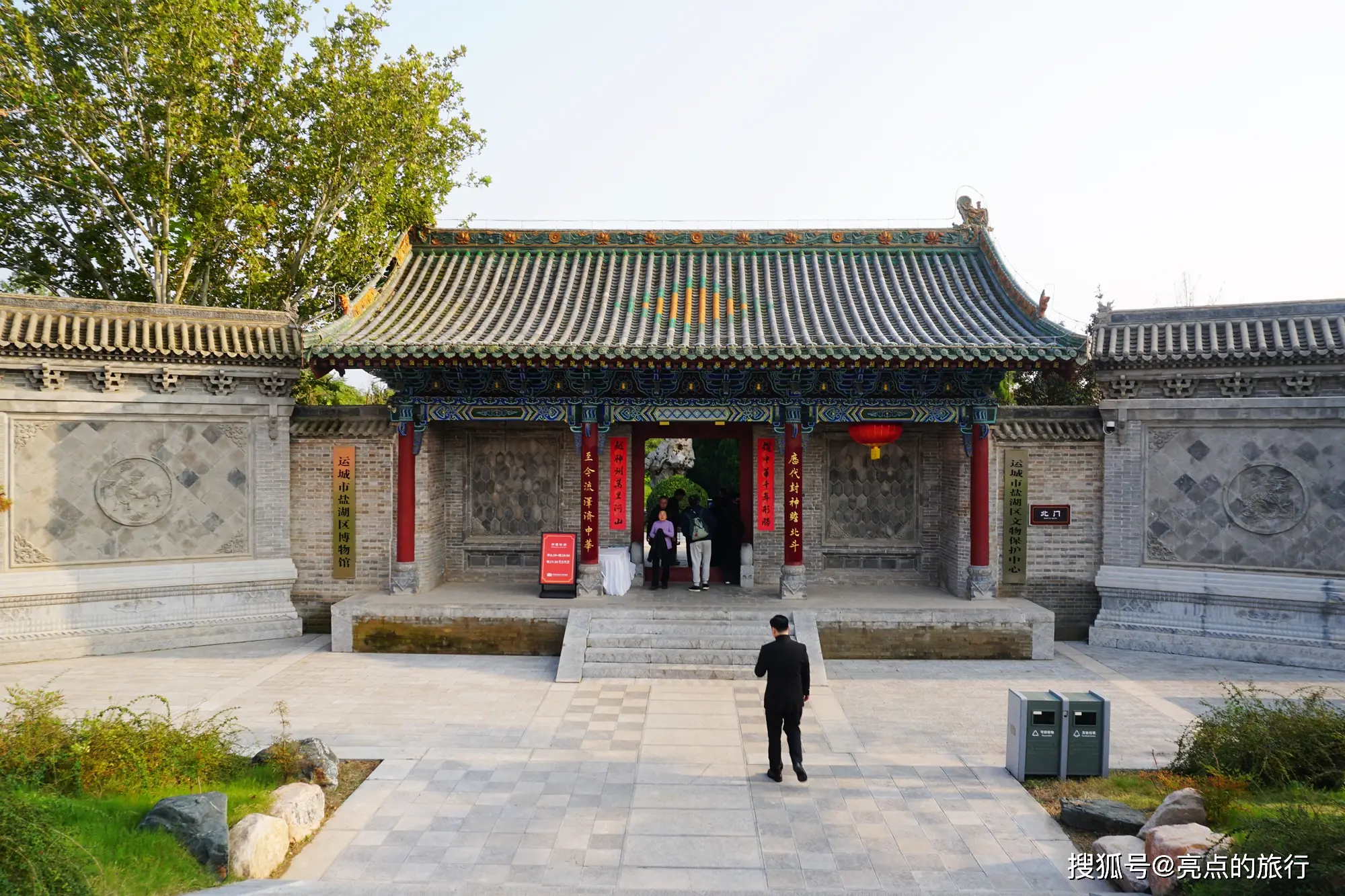 长白山西景区和北景区__长白山西景区与北景区