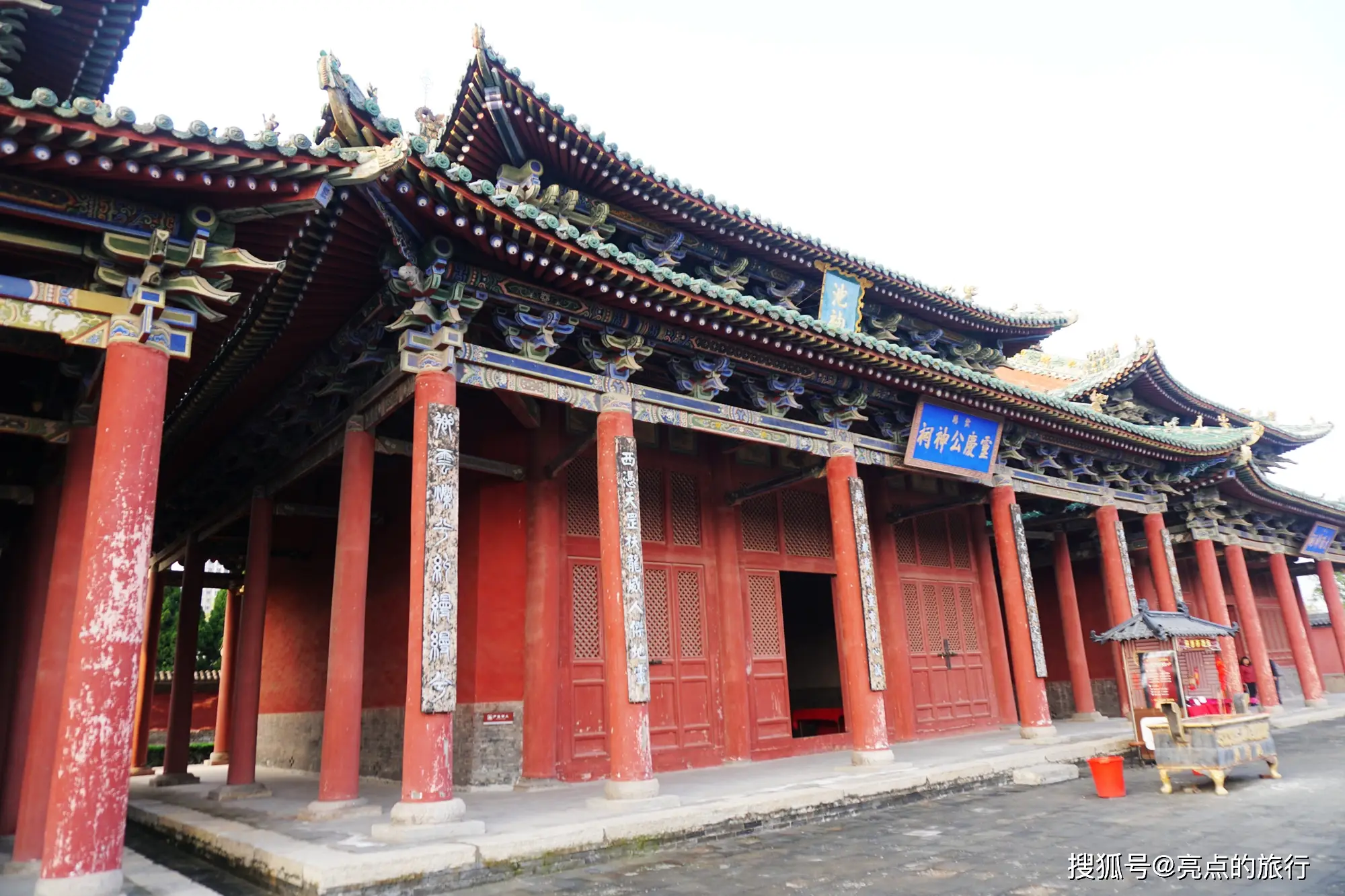 长白山西景区和北景区_长白山西景区与北景区_