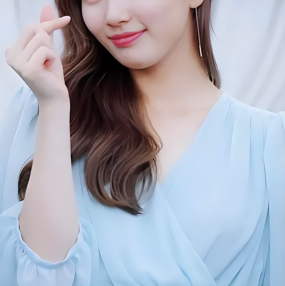 讲一个霸气女星即将塌房的瓜!_讲一个霸气女星即将塌房的瓜!_