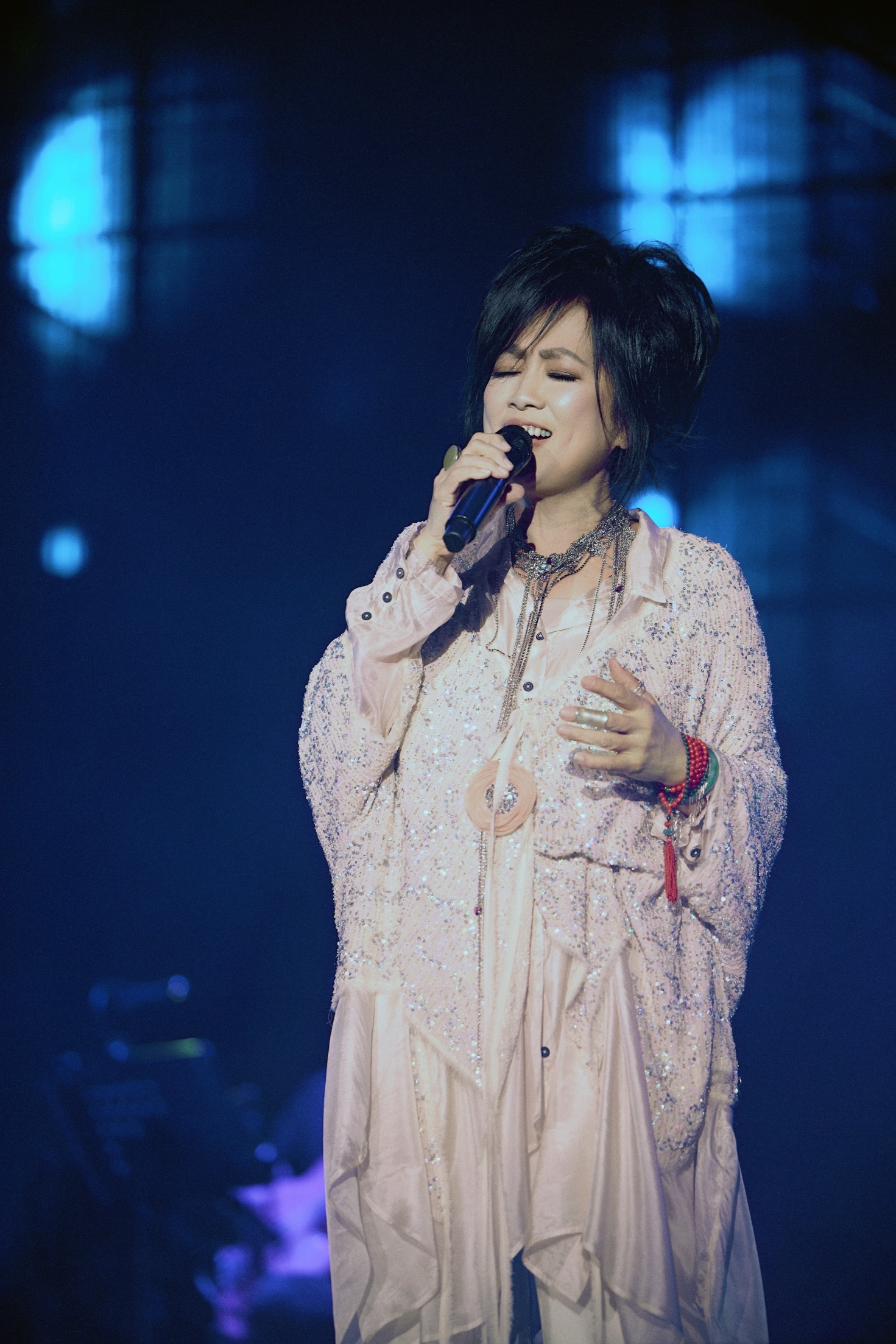 “风采依旧·在”的齐豫,重新定义了“偶像”_“风采依旧·在”的齐豫,重新定义了“偶像”_