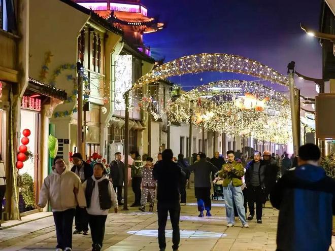 _春节期间公交车不收费_春节期间乘坐公交免费