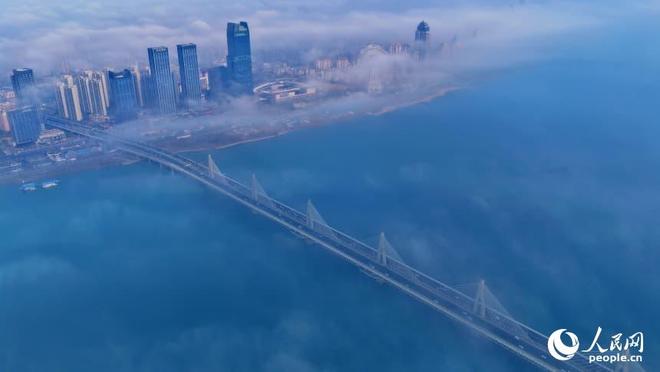 _江西南昌：晨雾飘渺 宛如仙境_江西南昌：晨雾飘渺 宛如仙境