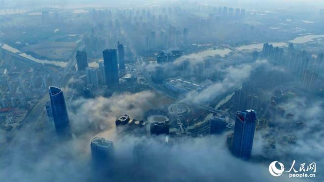 _江西南昌：晨雾飘渺 宛如仙境_江西南昌：晨雾飘渺 宛如仙境