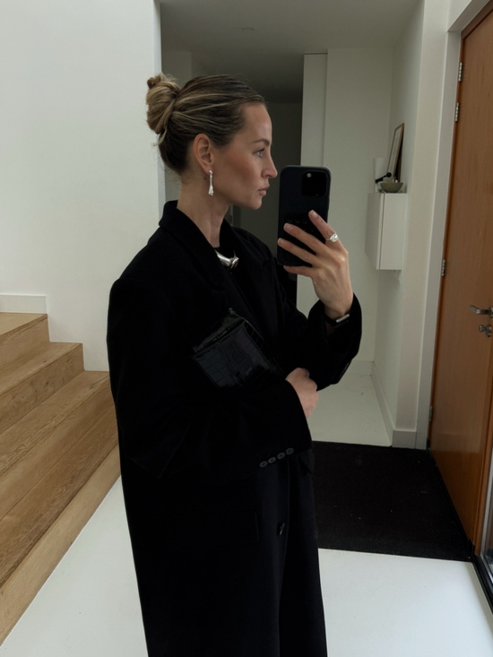 顺从冷空气的召唤，用最素的颜色穿出最特别的味道_顺从冷空气的召唤，用最素的颜色穿出最特别的味道_