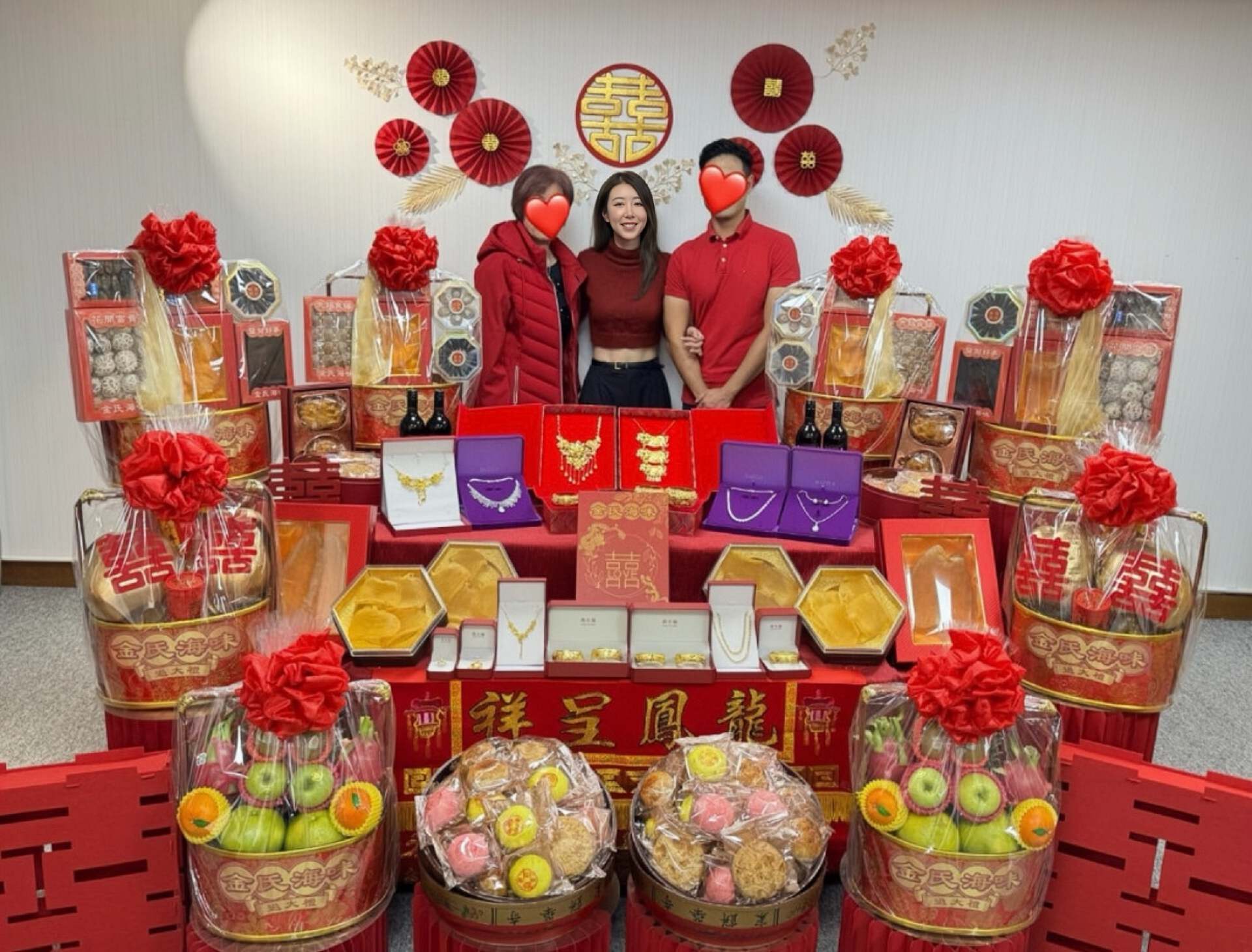 恭喜！香港知名女星即将结婚，举行过大礼仪式，未婚夫身份成谜__恭喜！香港知名女星即将结婚，举行过大礼仪式，未婚夫身份成谜