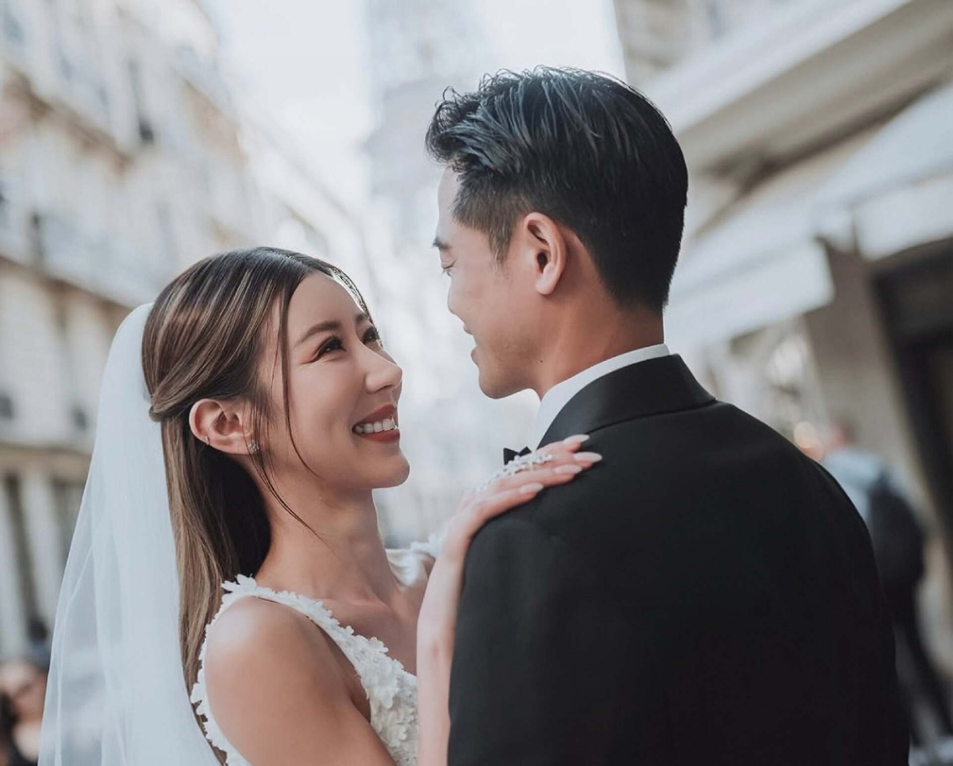 _恭喜！香港知名女星即将结婚，举行过大礼仪式，未婚夫身份成谜_恭喜！香港知名女星即将结婚，举行过大礼仪式，未婚夫身份成谜