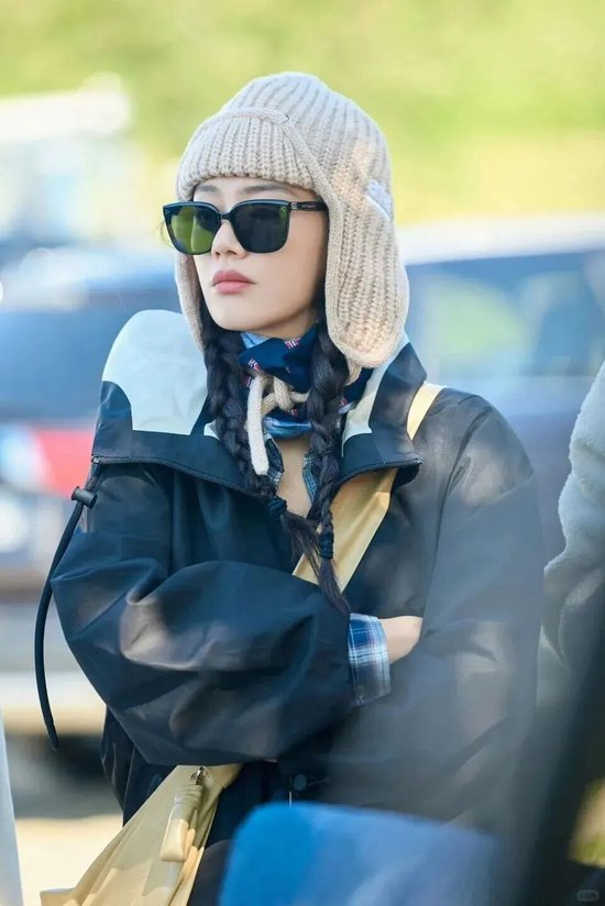 带耳朵的帽子叫什么__帽子明星