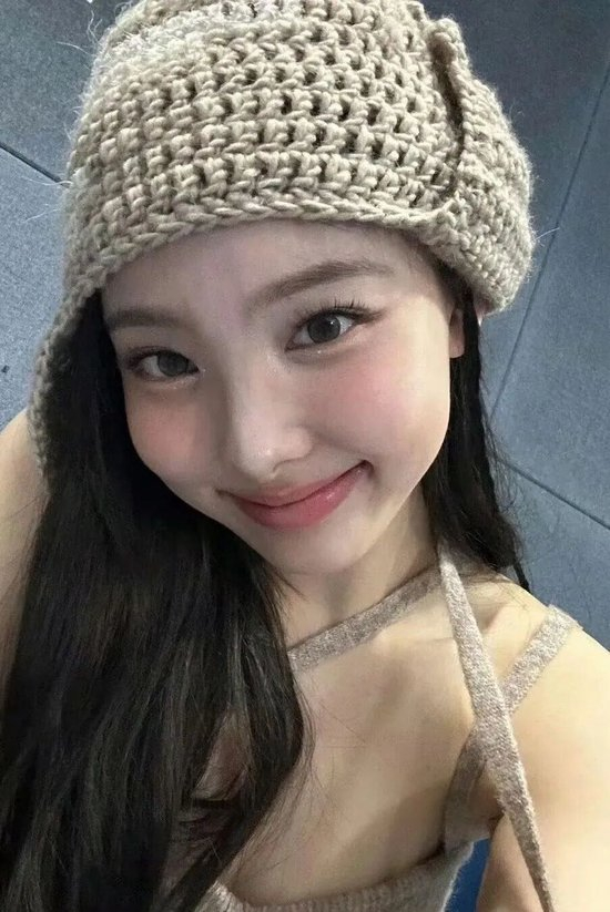 _带耳朵的帽子叫什么_帽子明星