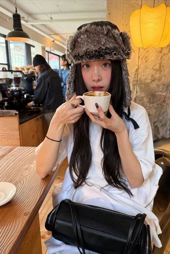 帽子明星__带耳朵的帽子叫什么