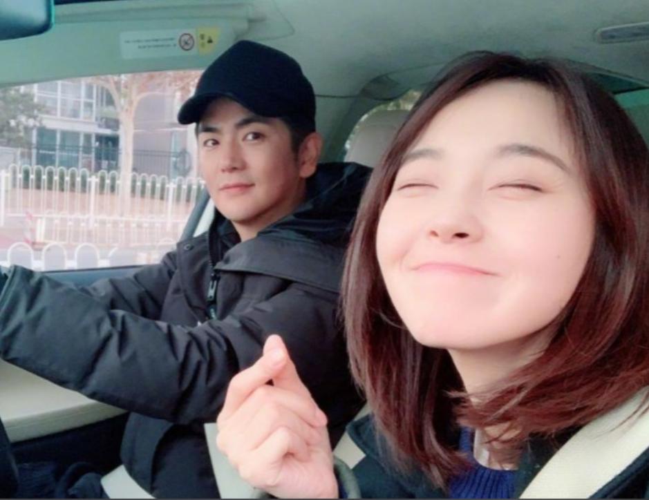 _善恶终有报！喊舅舅“爸”，拒认亲爹却帮继父求婚 她的人生太狗血_善恶终有报！喊舅舅“爸”，拒认亲爹却帮继父求婚 她的人生太狗血