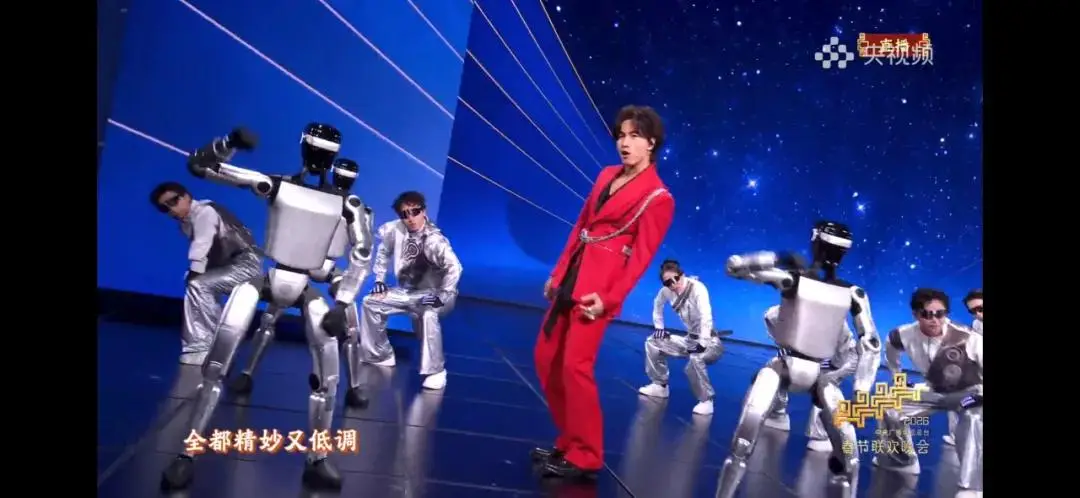 郭采洁春晚耳环_郭富城春晚动起来_