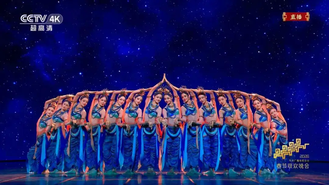 郭富城春晚动起来__郭采洁春晚耳环