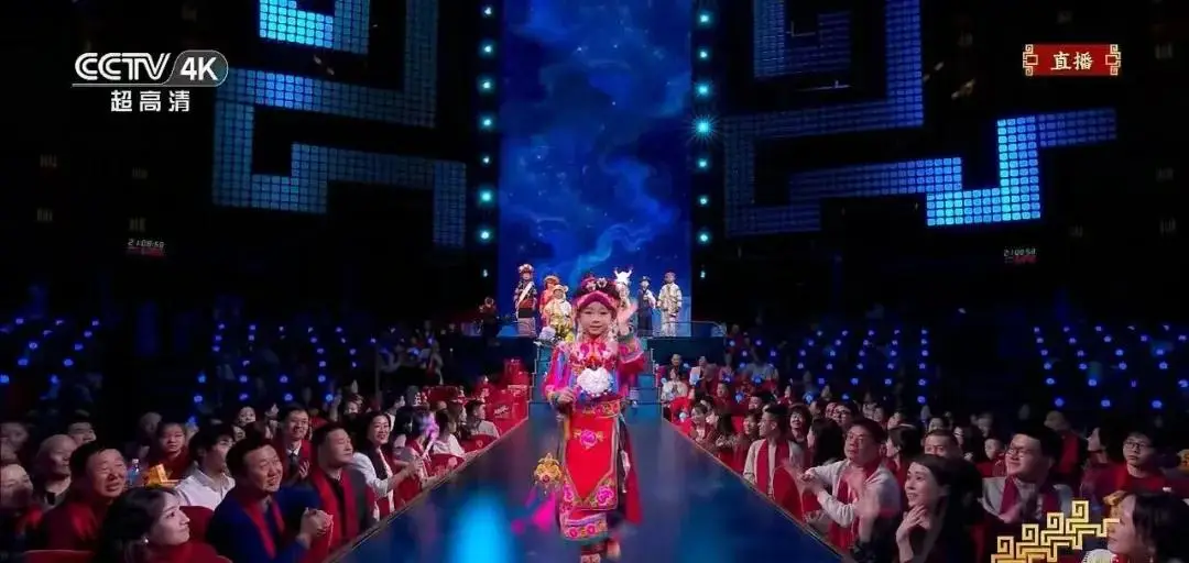 郭富城春晚动起来_郭采洁春晚耳环_