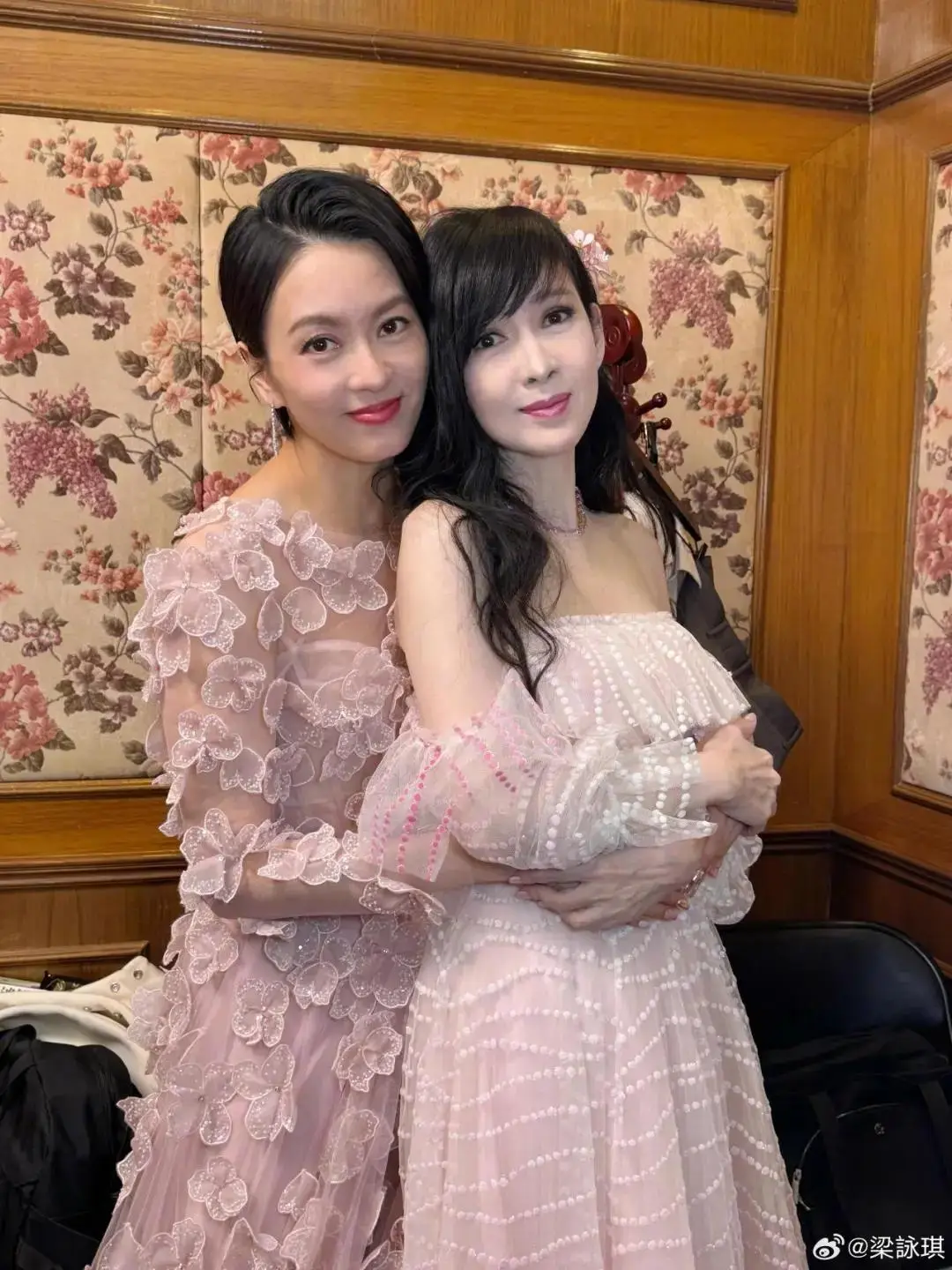 _郭富城春晚动起来_郭采洁春晚耳环