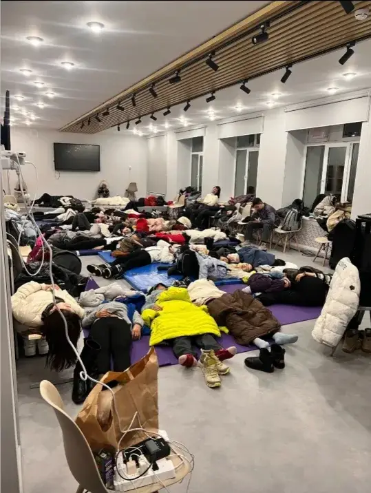 _南京天气道路积雪吗_俄罗斯哪里可以看极光