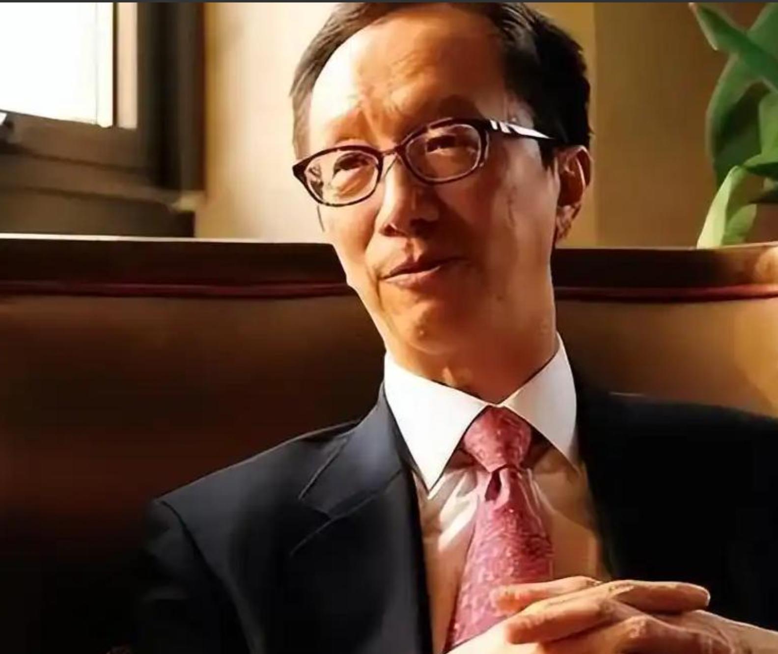 恩爱24年敌不过现实，48岁伏明霞和74岁梁锦松的年龄差终究是道坎_恩爱24年敌不过现实，48岁伏明霞和74岁梁锦松的年龄差终究是道坎_