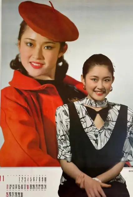 _王菲眉毛化妆_王菲眉毛