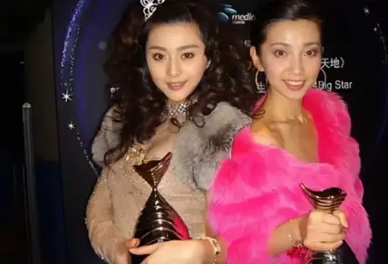 王菲眉毛_王菲眉毛化妆_