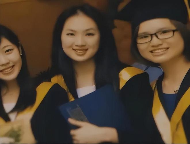 安娜sui__安娜娜吖