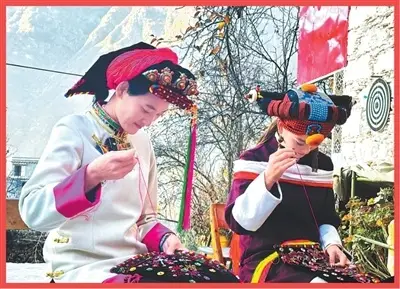 丹巴藏寨最佳旅游季节_甲居藏寨旅游地图_