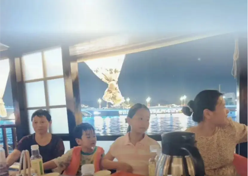 泰州老街游玩攻略__泰州老街游客服务中心电话