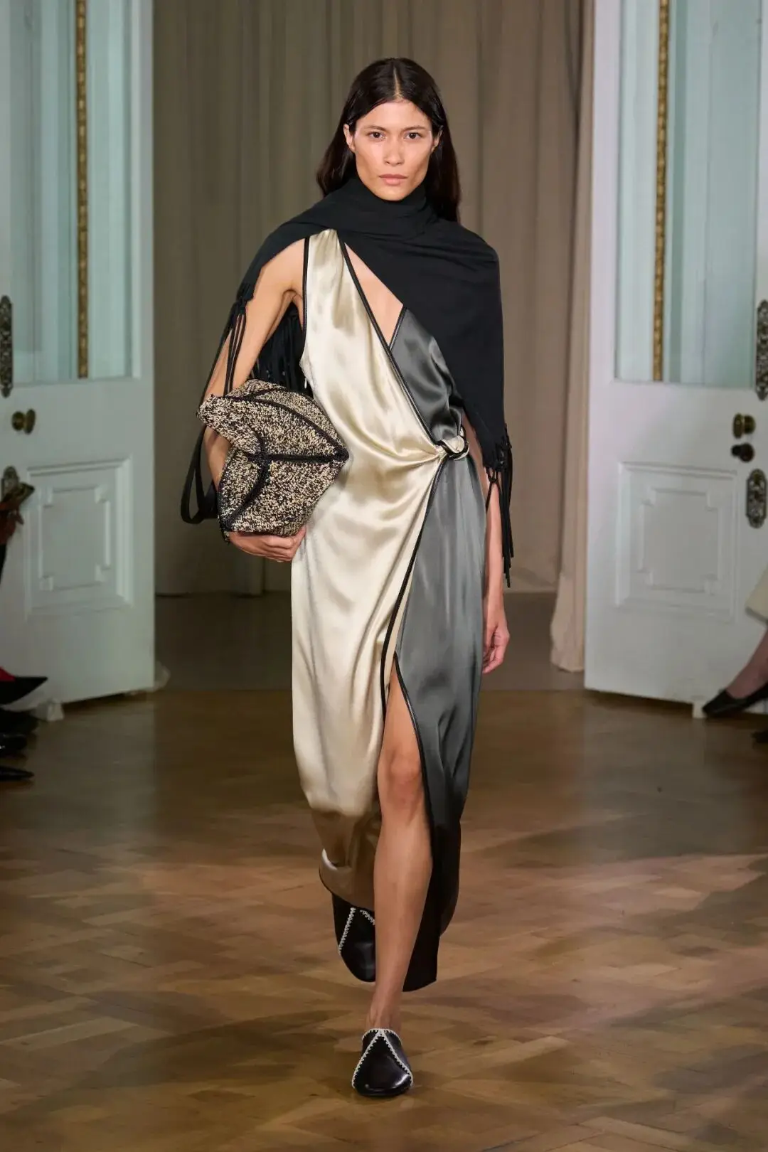 _大汉集团电话号码_脸部两旁的骨头